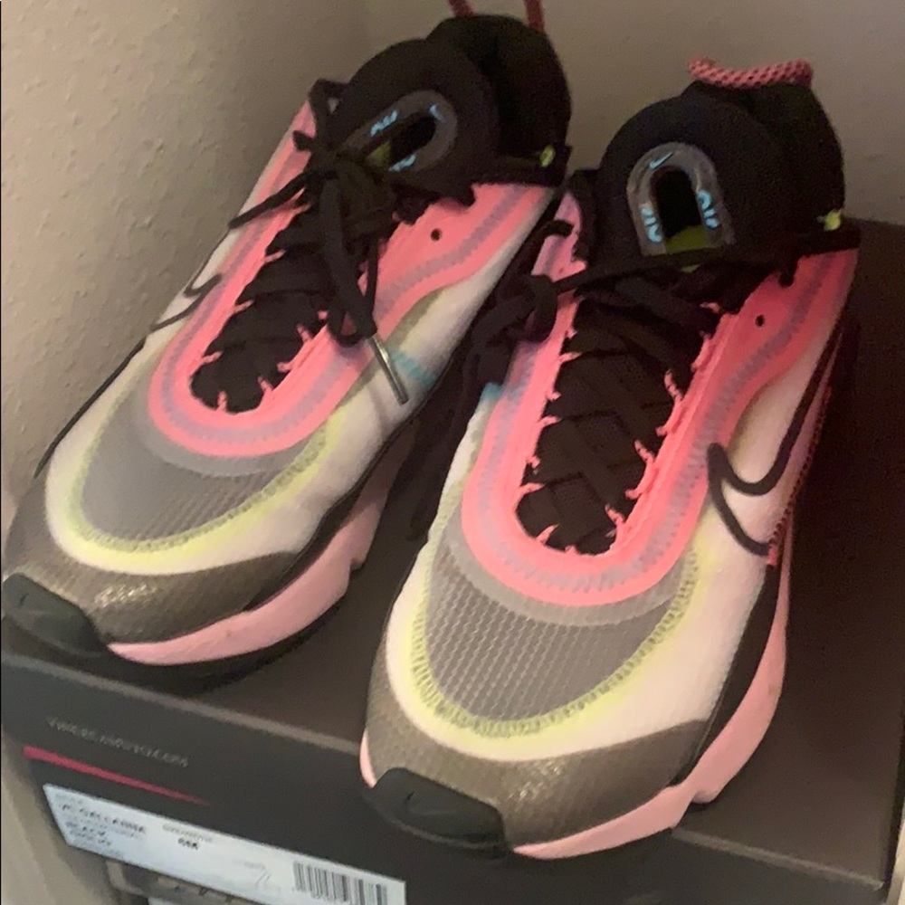 Nike Air Max 290 Lotus Pink/Black
Style:CW4286-100